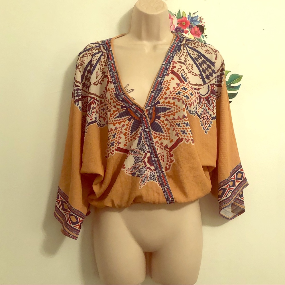 Flying Tomato blouse size small